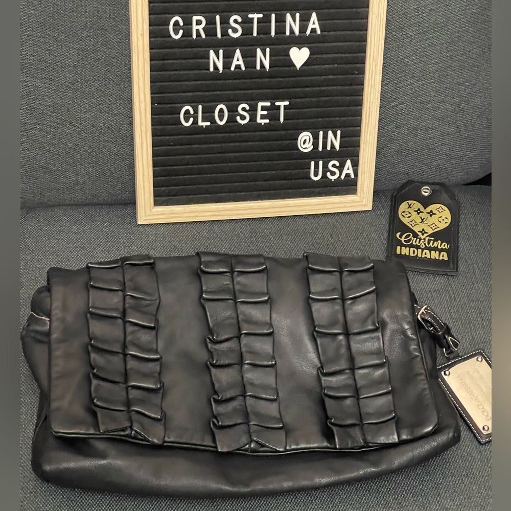 Dolce & Gabbana 2 in 1 - clutch & crossbody with tour preferred atrap